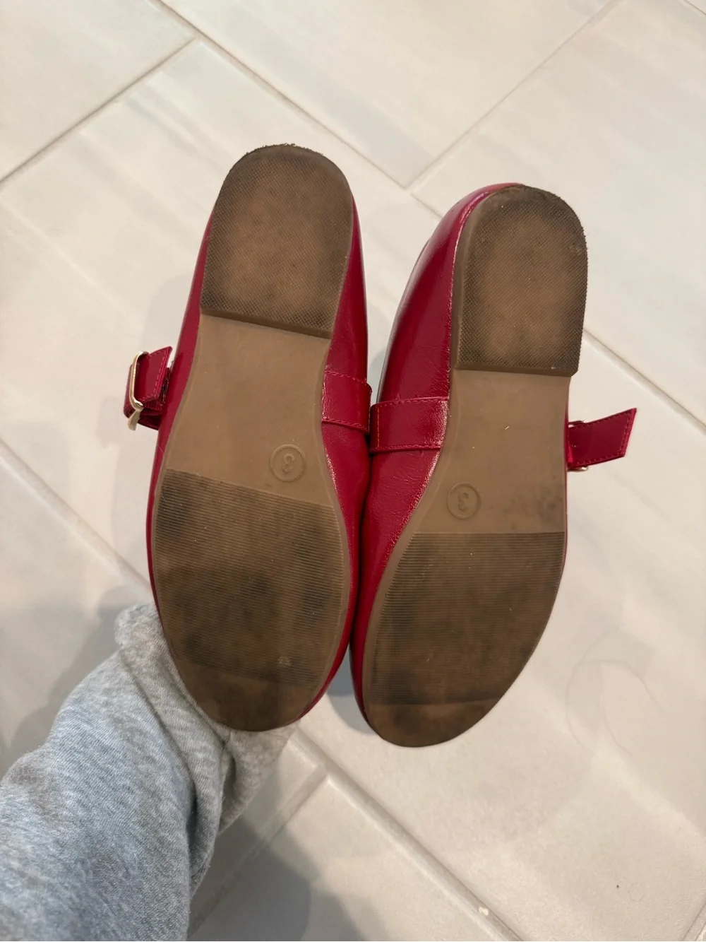 art class Girls' Red Mary Jane Shoes with Gold Buckle